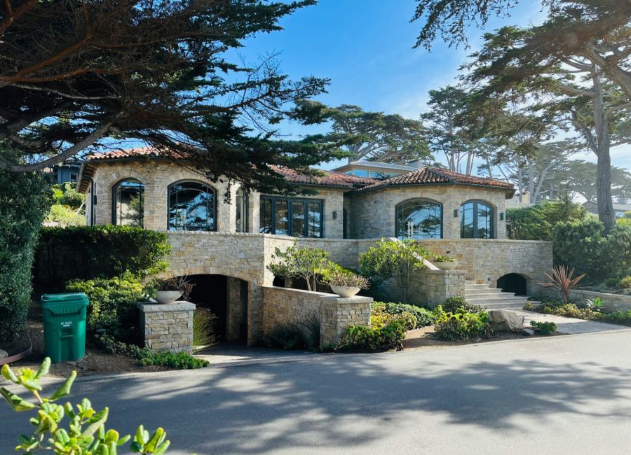 Gene giromini California house Unsplash